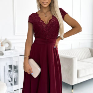 381-5 LINDA - szyfonowa sukienka z koronkowym dekoltem - BORDOWA-1