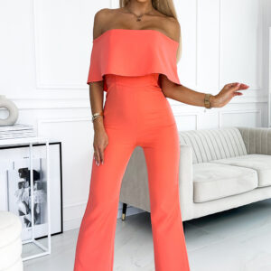 444-1 Kombinezon z falbaną i odkrytymi ramionami - BRZOSKWINIOWY-1