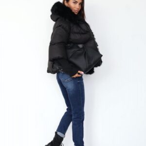 Kurtka puchowa z kapturem i futerkiem – Black Elegance 🖤