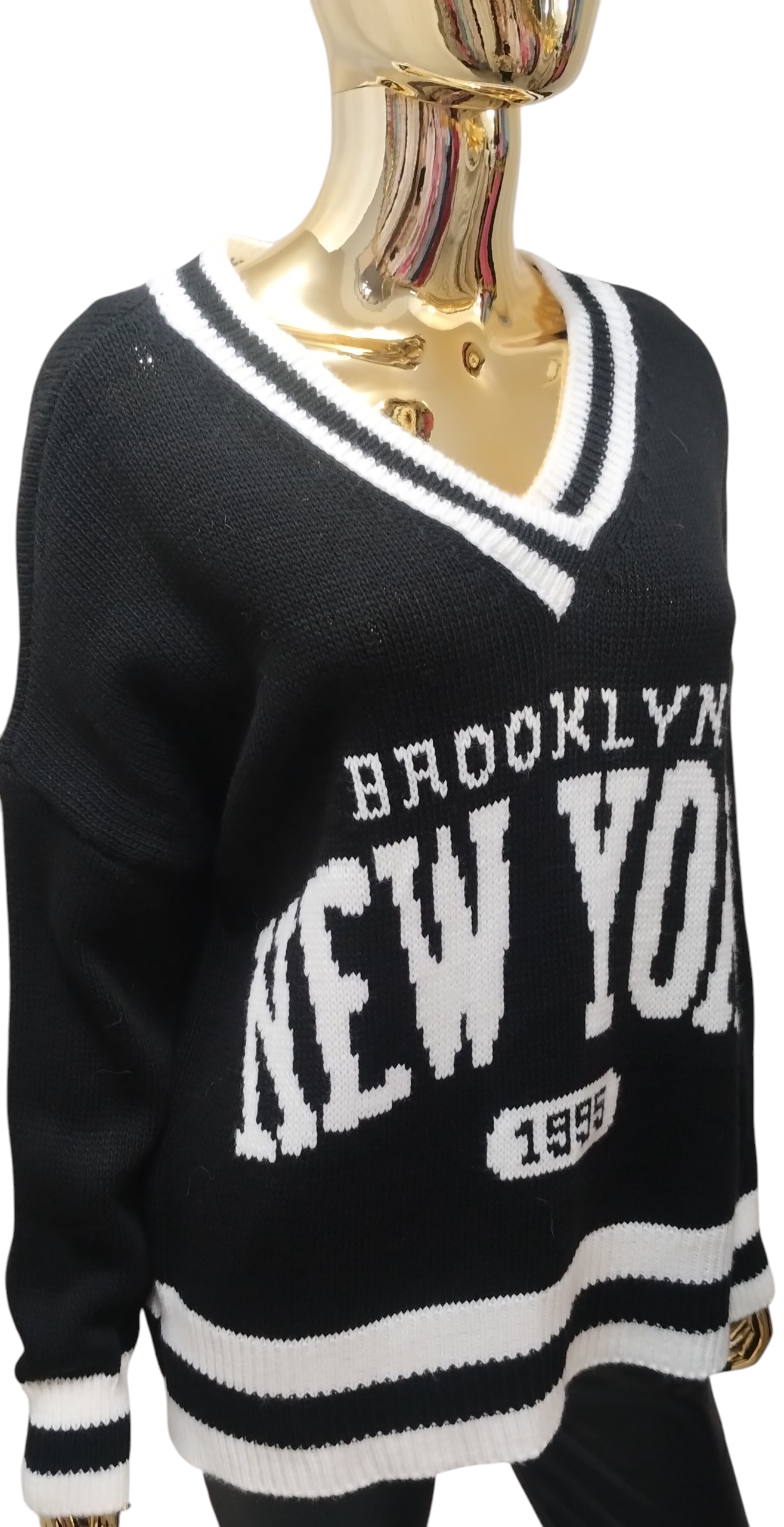 Czarny Sweter "BROOKLYN NEW YORK" - Image 2